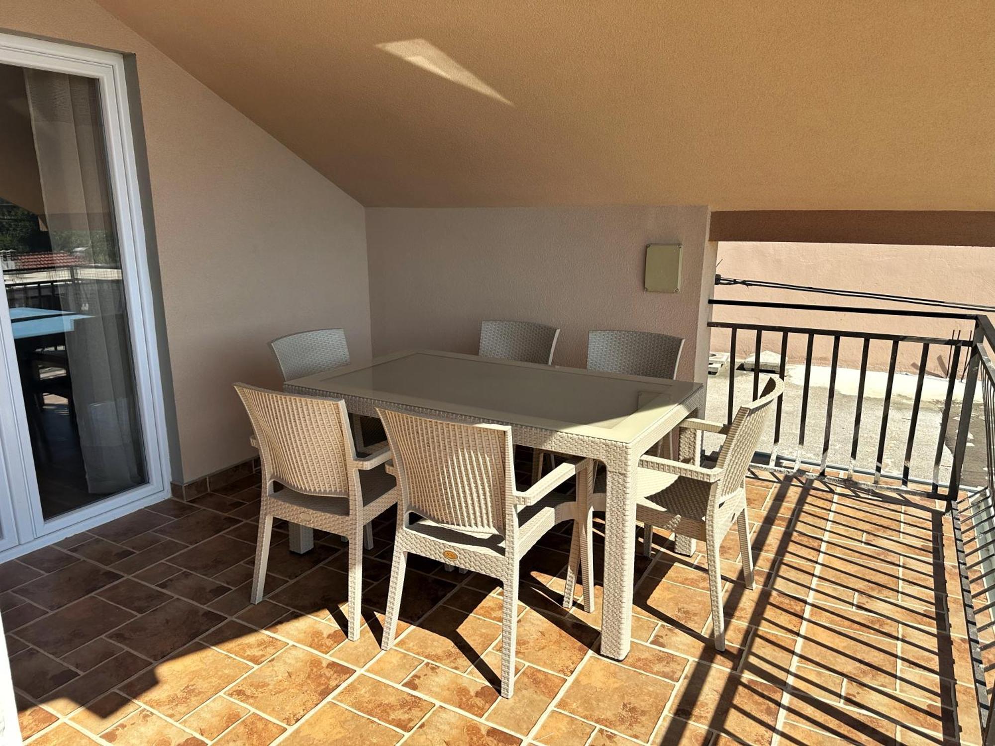 Nirvana Tivat Exterior foto